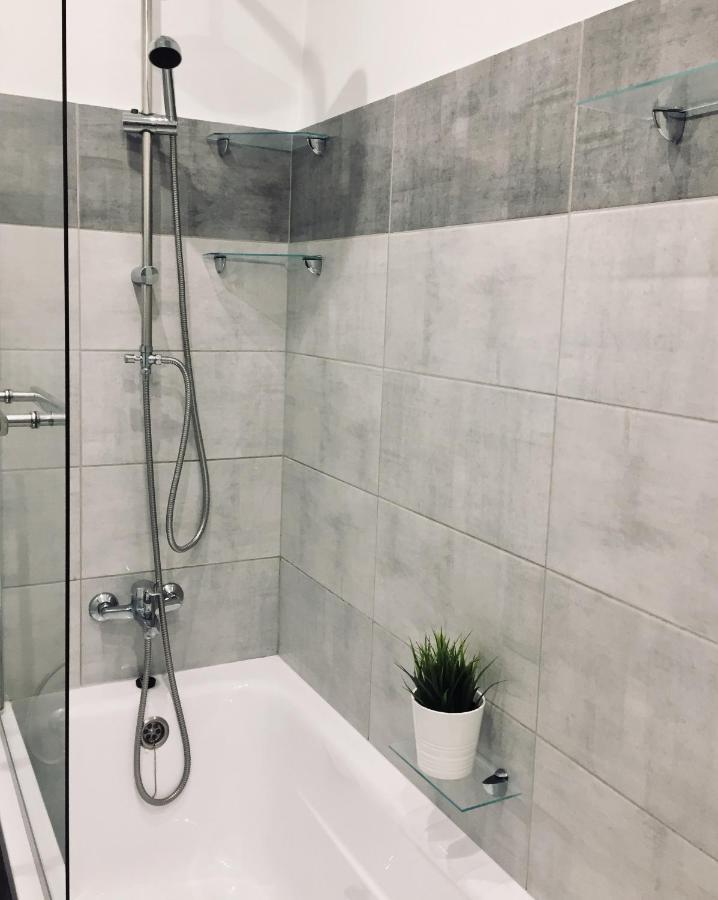 Rebel Apartament Bielsko-Biała Ngoại thất bức ảnh